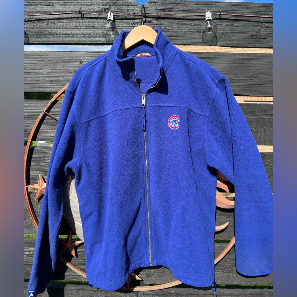 Cubs Fleece Zip Up Size Medium